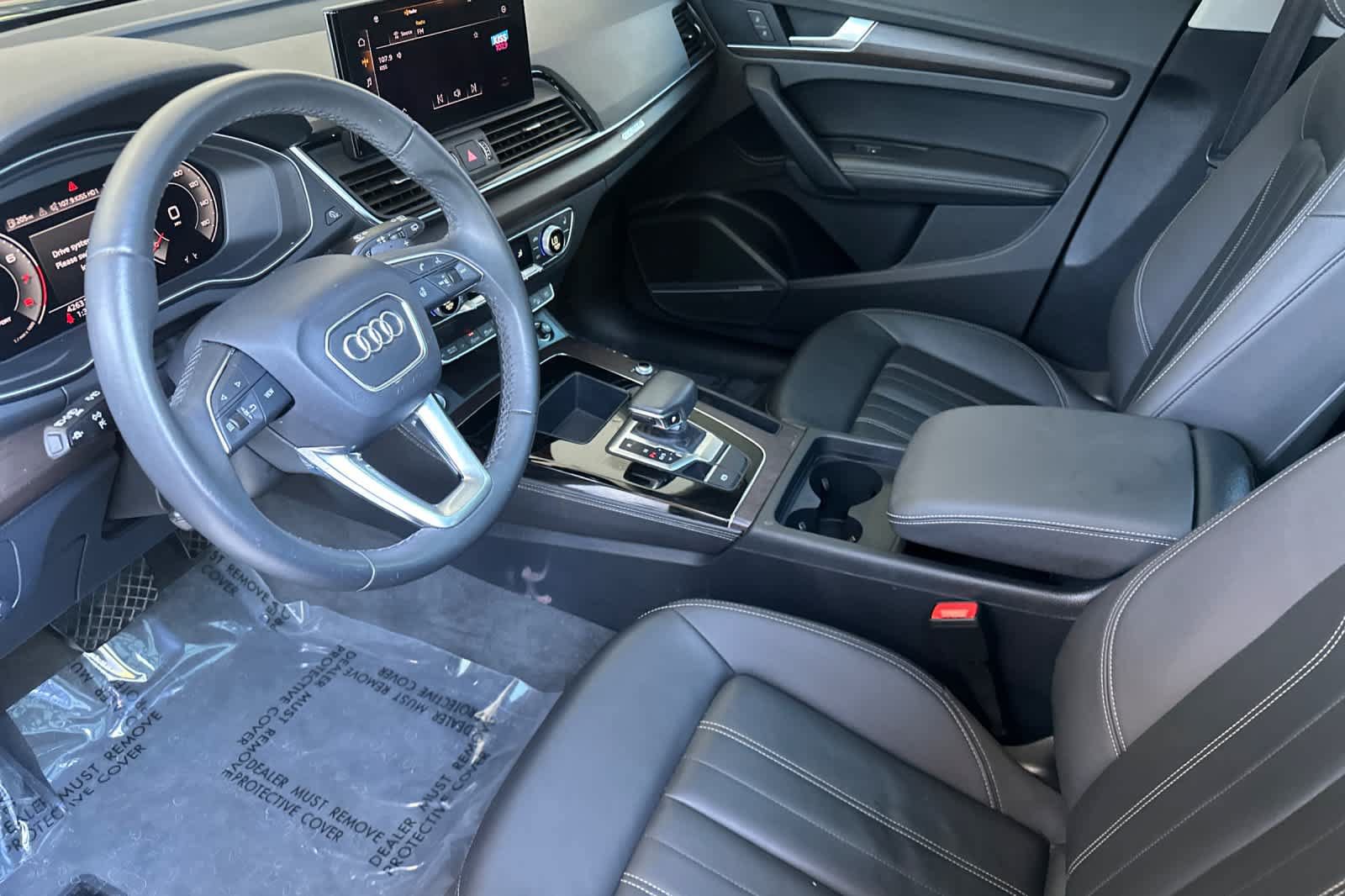 Used 2023 Audi Q5 2.0T Premium Plus w/ Premium Plus Package AWD/4WD image 11
