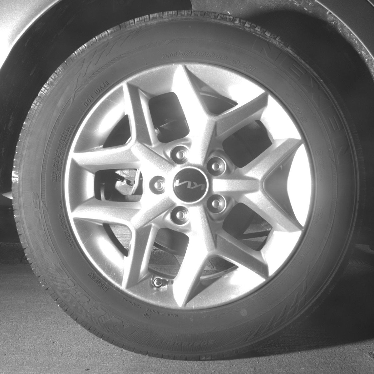 Used 2025 Kia Soul LX w/ LX Technology Package image 14