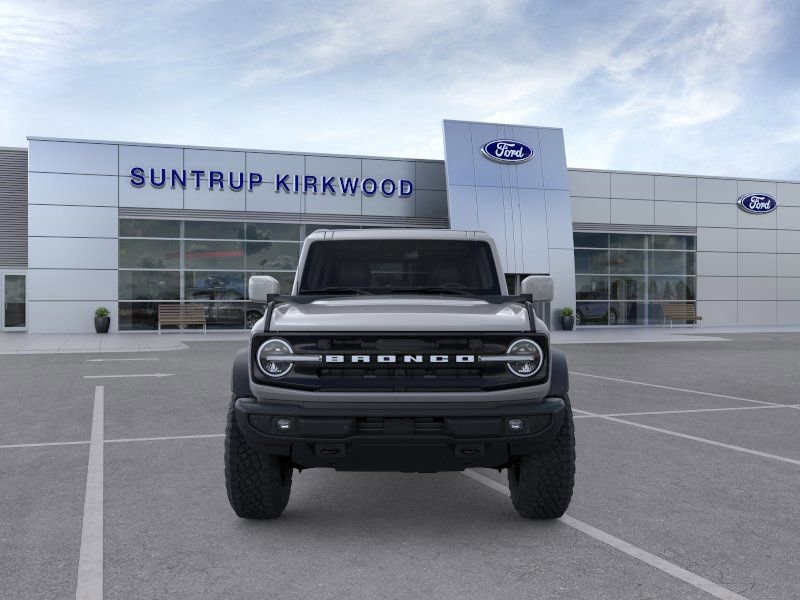 New 2026 Ford Bronco Outer Banks AWD/4WD image 8