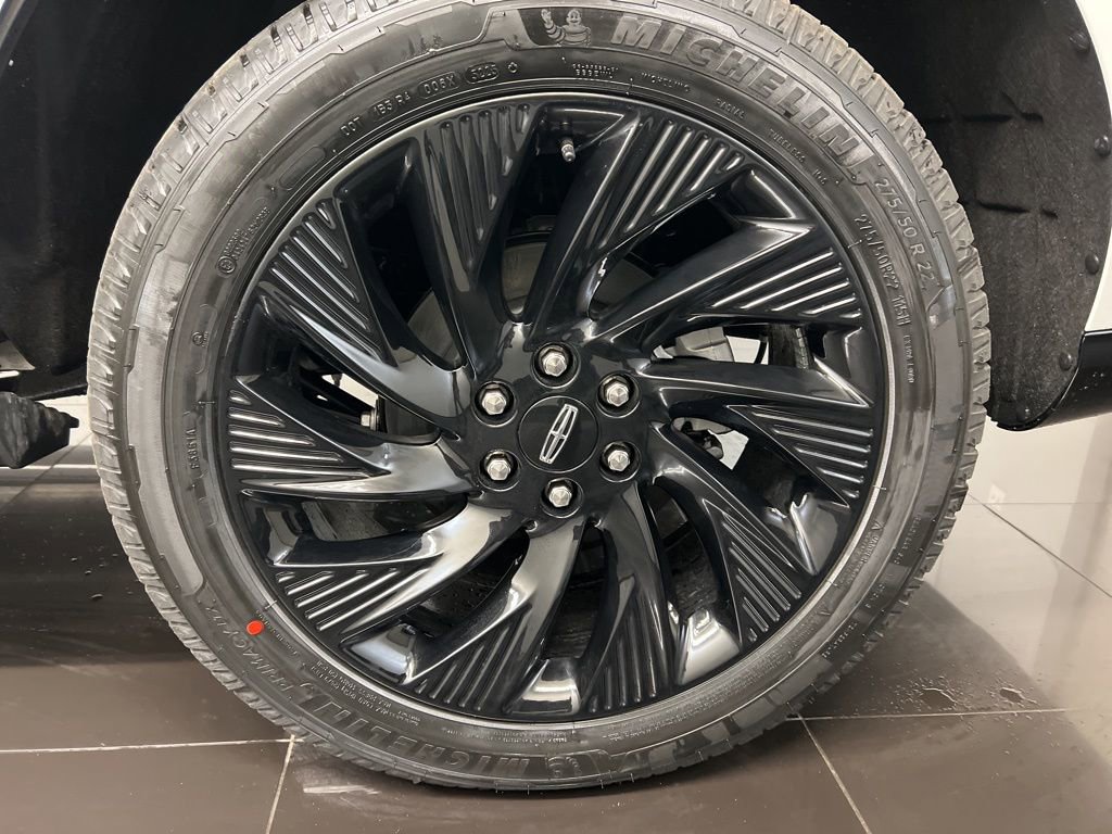 New 2026 Lincoln Navigator Reserve w/ Jet Appearance Package image 7