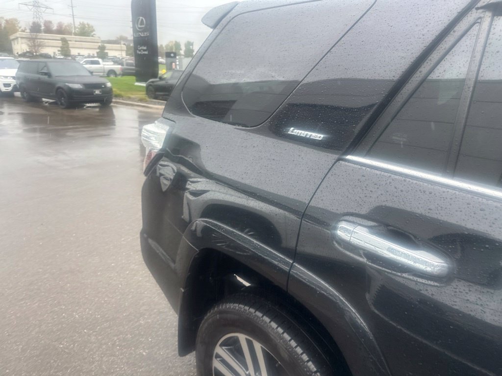Used 2021 Toyota 4Runner Limited AWD/4WD image 13