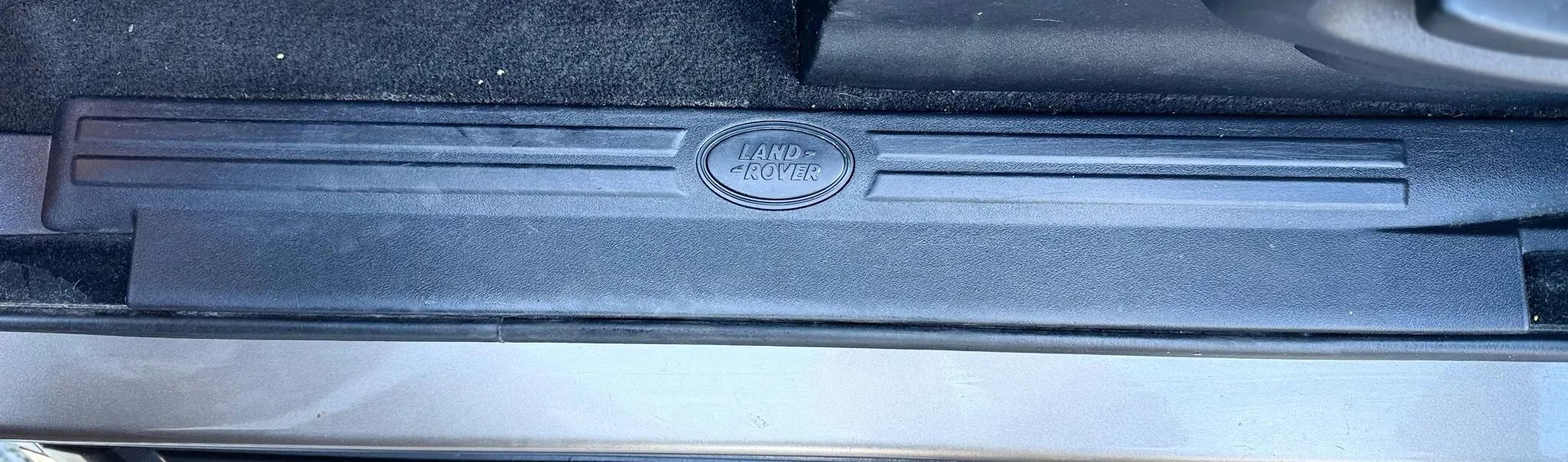 Used 2011 Land Rover LR4 HSE image 28