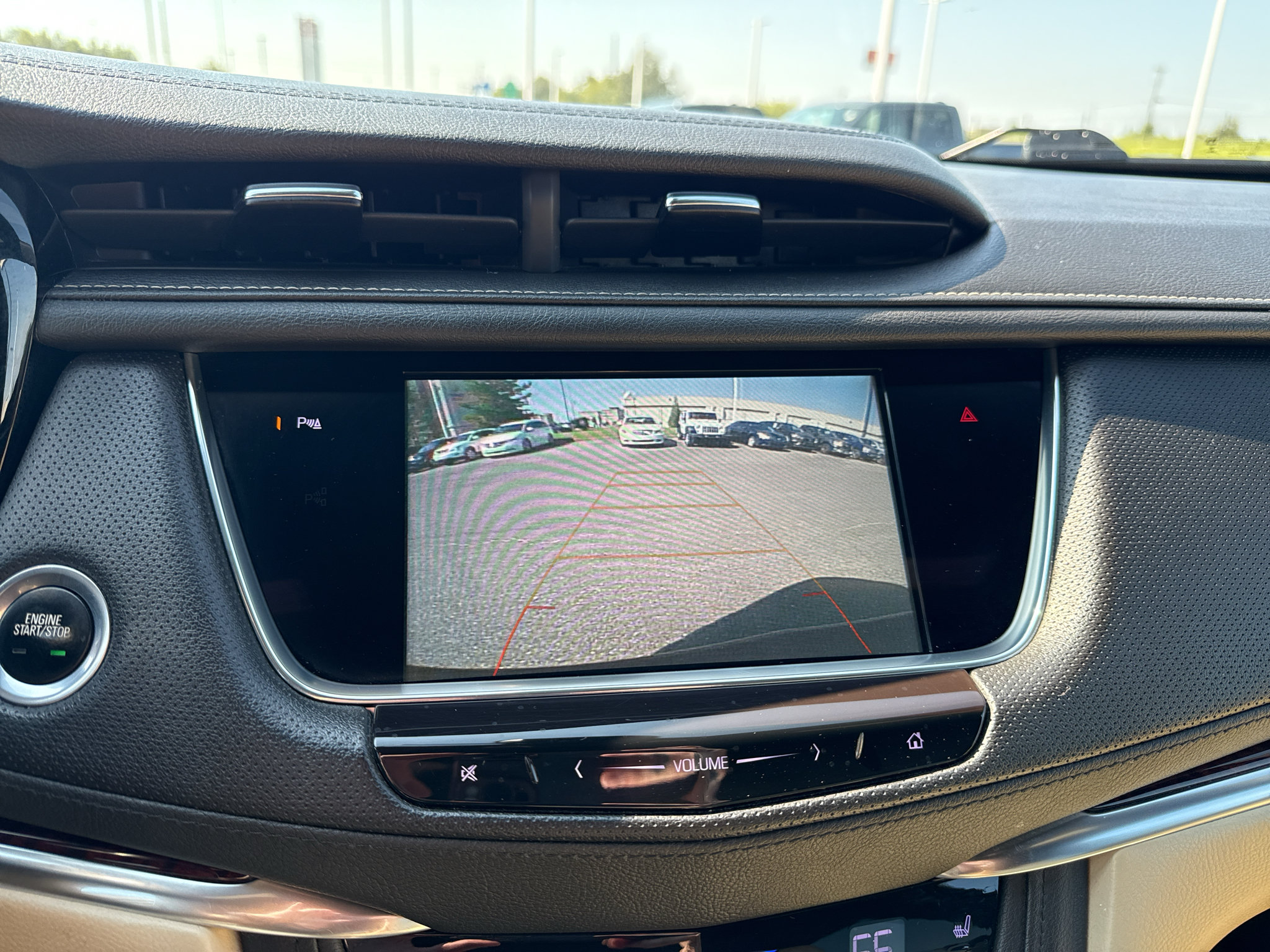Used 2018 Cadillac XT5 Premium Luxury FWD image 23