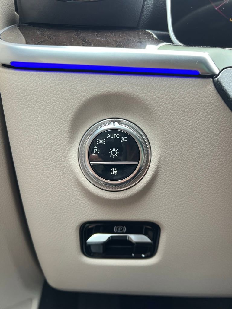 New 2026 Mercedes-Benz C 300 4MATIC Sedan image 13