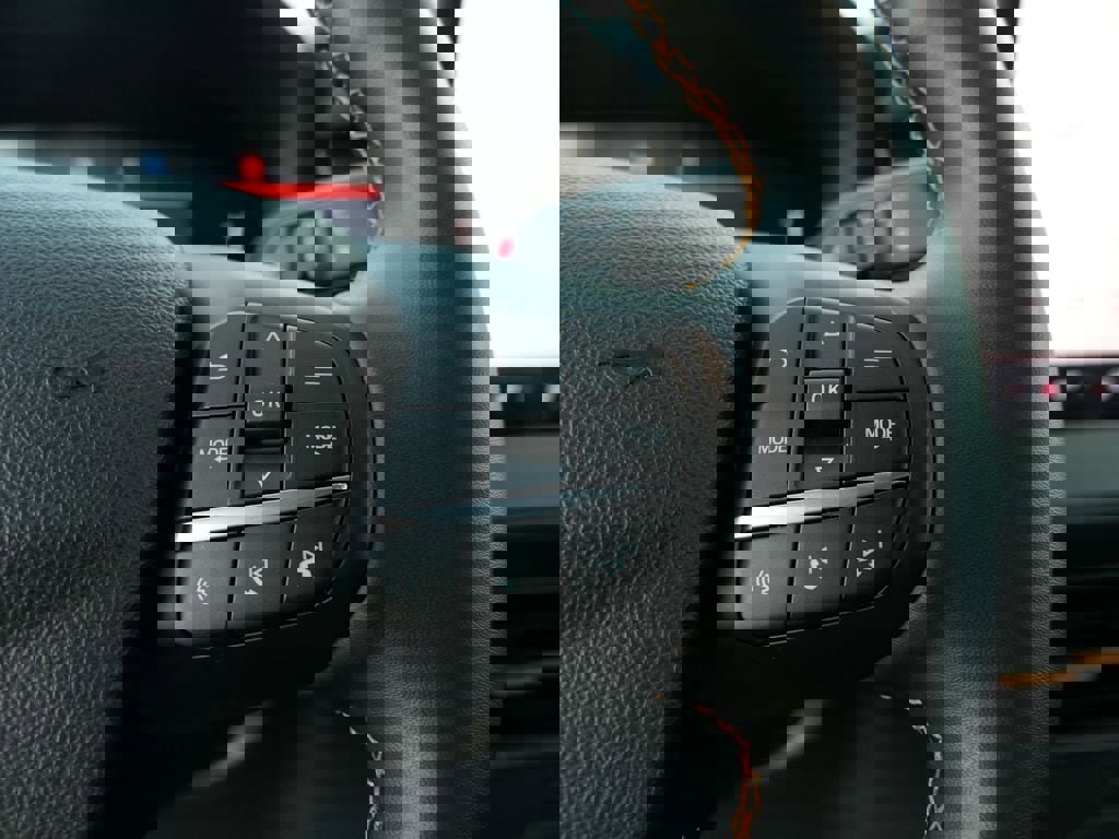 Used 2025 Ford Maverick Tremor image 17