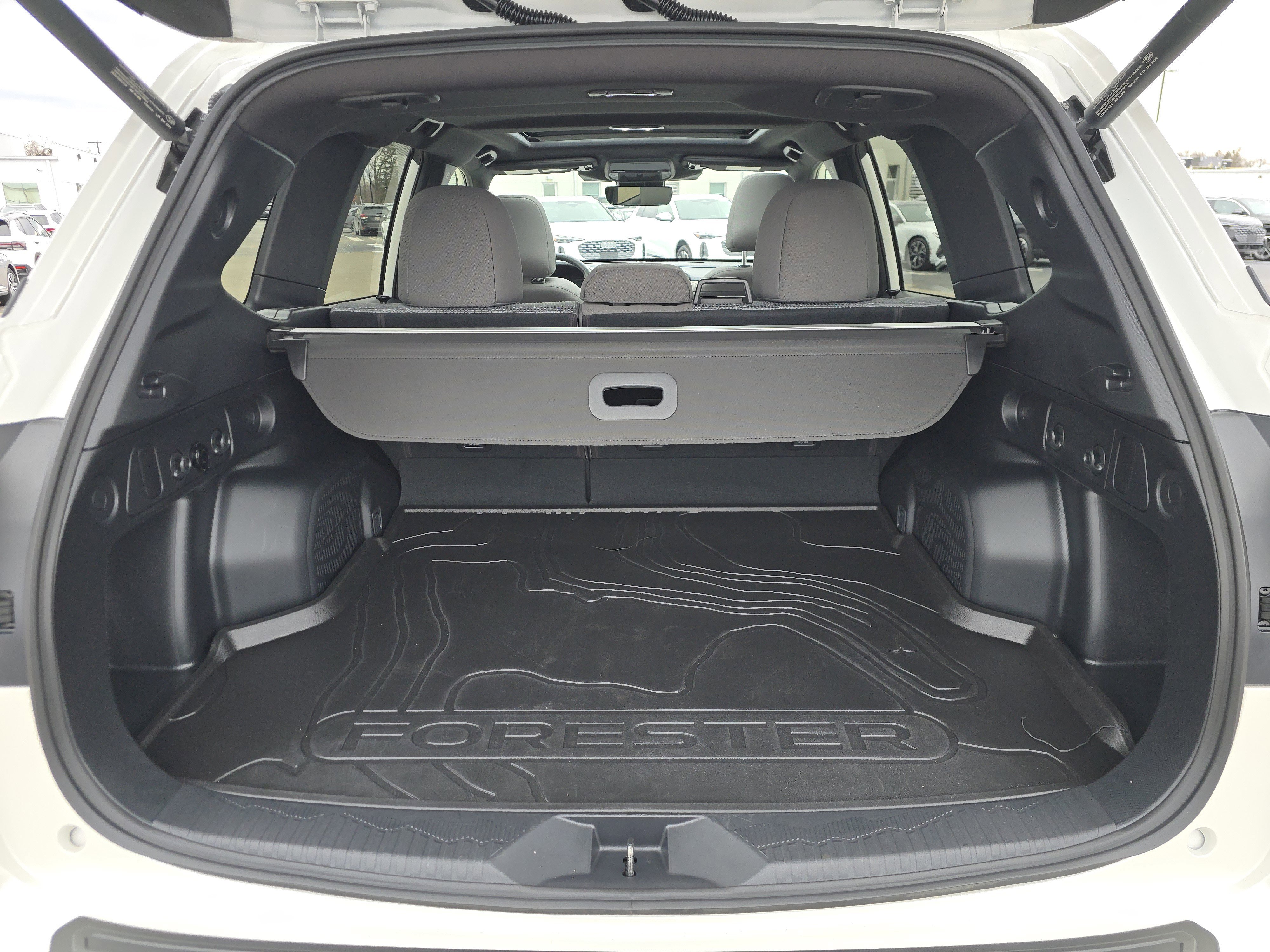 Certified 2025 Subaru Forester Premium image 17