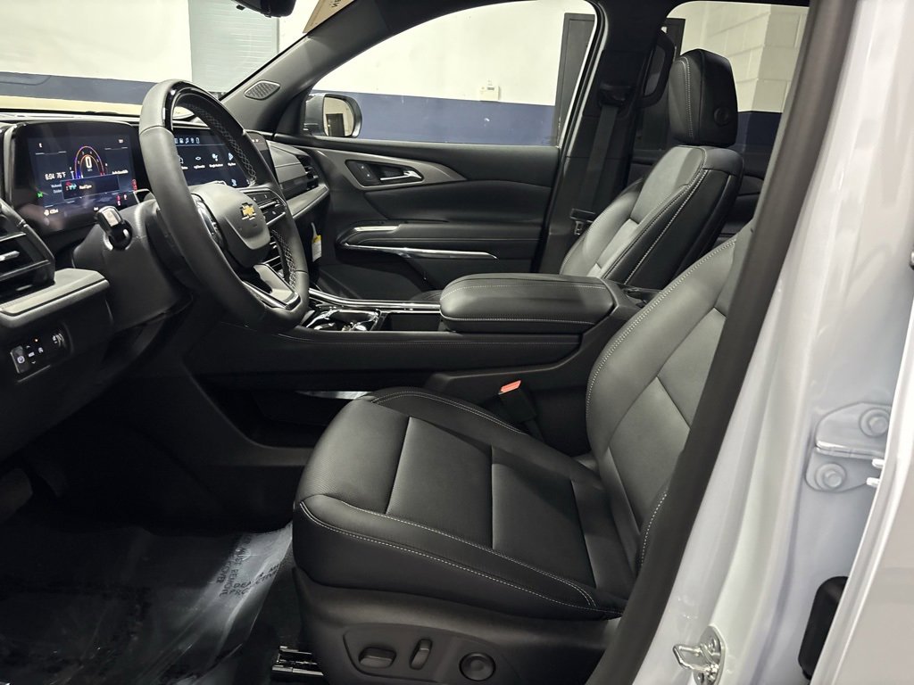 New 2026 Chevrolet Traverse LT w/ Enhanced Driving Package image 27