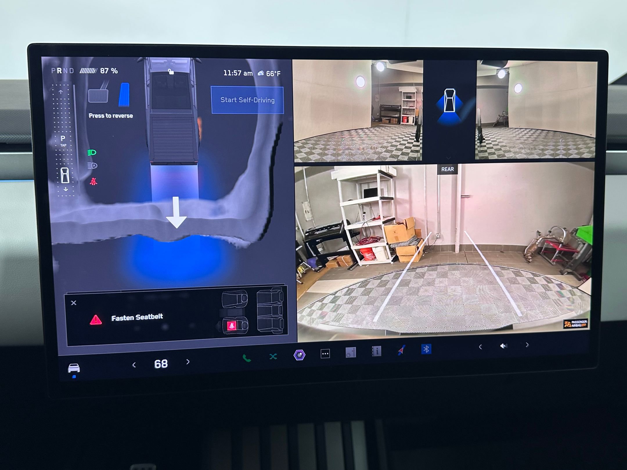 Used 2024 Tesla Cybertruck AWD Crew Cab image 26