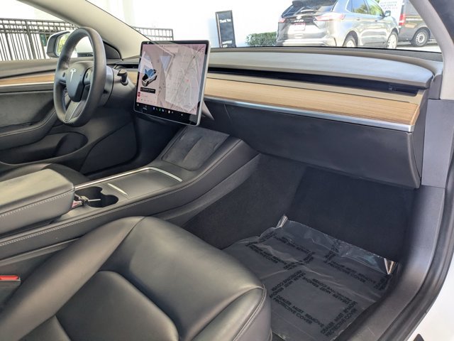 Used 2021 Tesla Model 3 Standard Range Plus RWD image 21