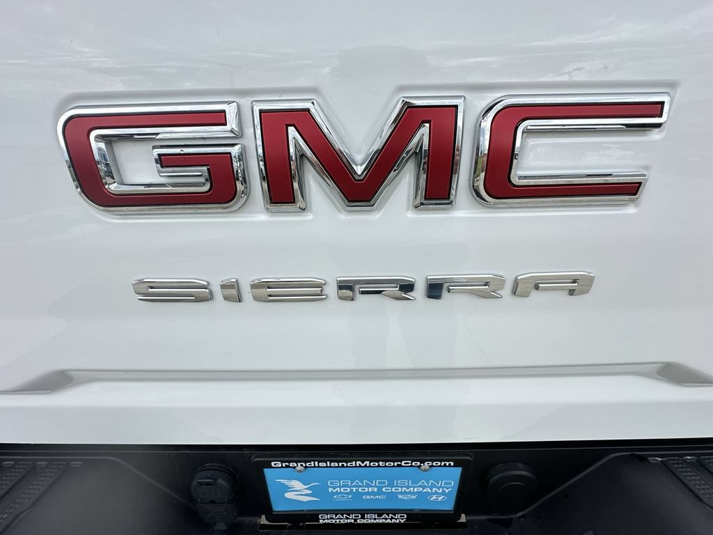 Used 2025 GMC Sierra 2500 SLE w/ SLE Value Package; AWD/4WD image 30