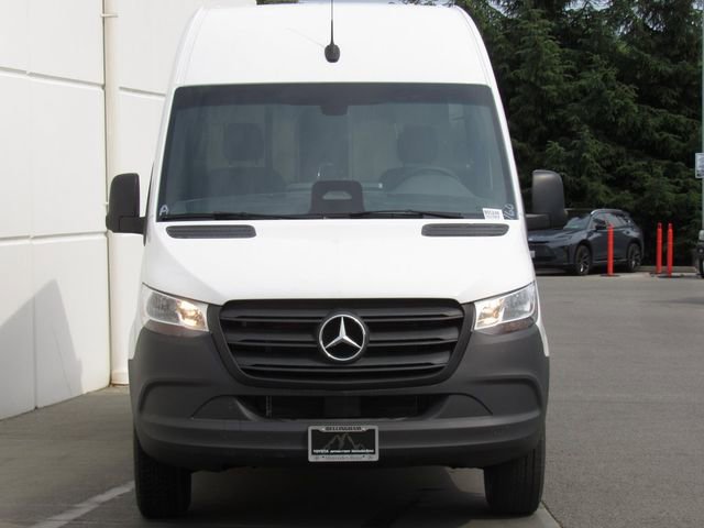 New 2025 Mercedes-Benz Sprinter 2500 image 3