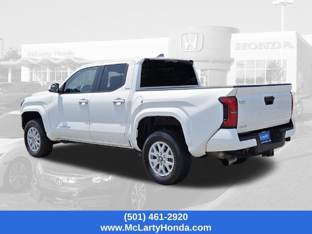 Used 2025 Toyota Tacoma SR5 AWD/4WD image 3