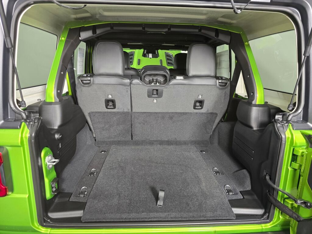 New 2026 Jeep Wrangler Unlimited Rubicon image 15