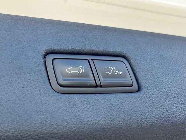 Certified 2025 Kia Carnival EX FWD image 13