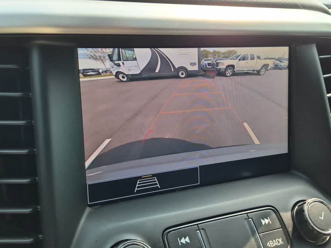 Used 2020 GMC Acadia SLE FWD image 29