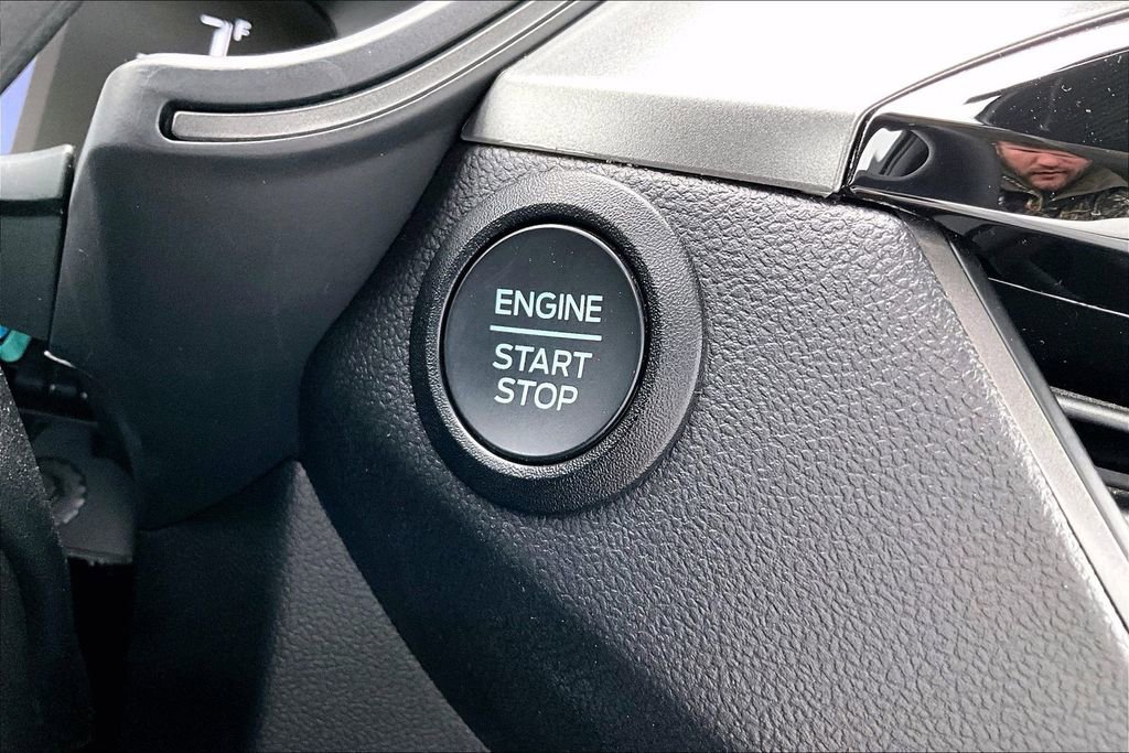Used 2025 Ford Escape Active image 29