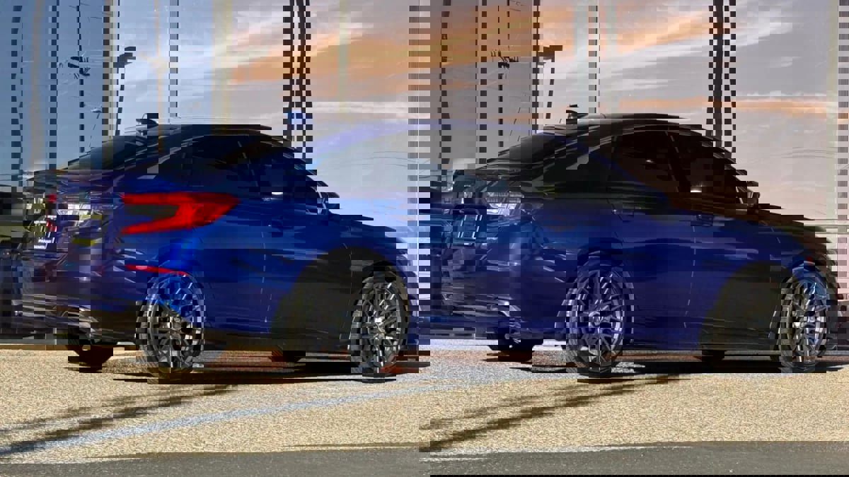 Used 2019 Honda Accord Sport image 12