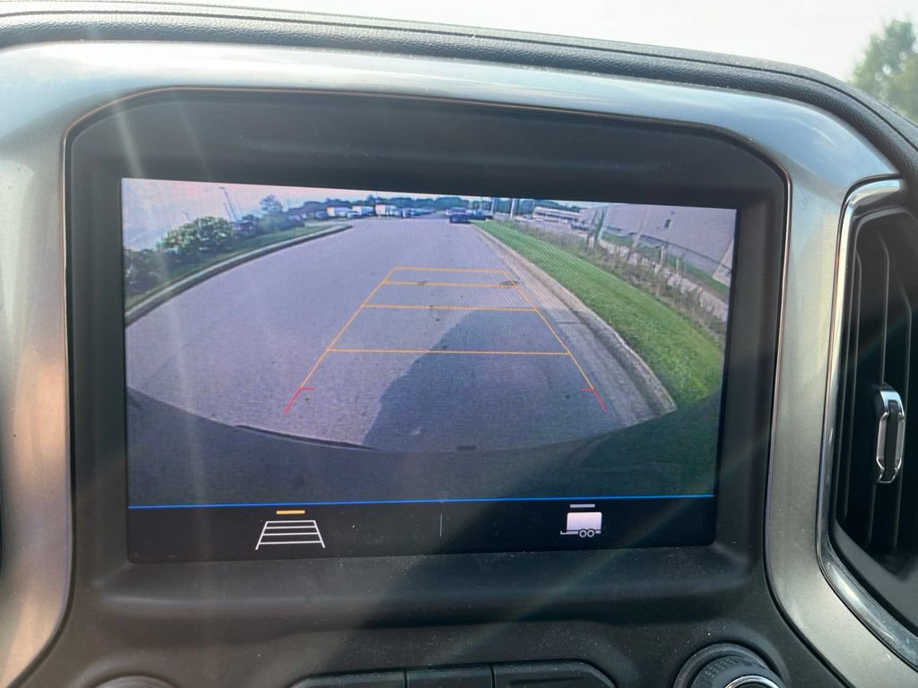 Used 2022 Chevrolet Silverado 1500 RST AWD/4WD image 9
