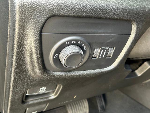 Certified 2023 Jeep Grand Cherokee L Laredo image 46