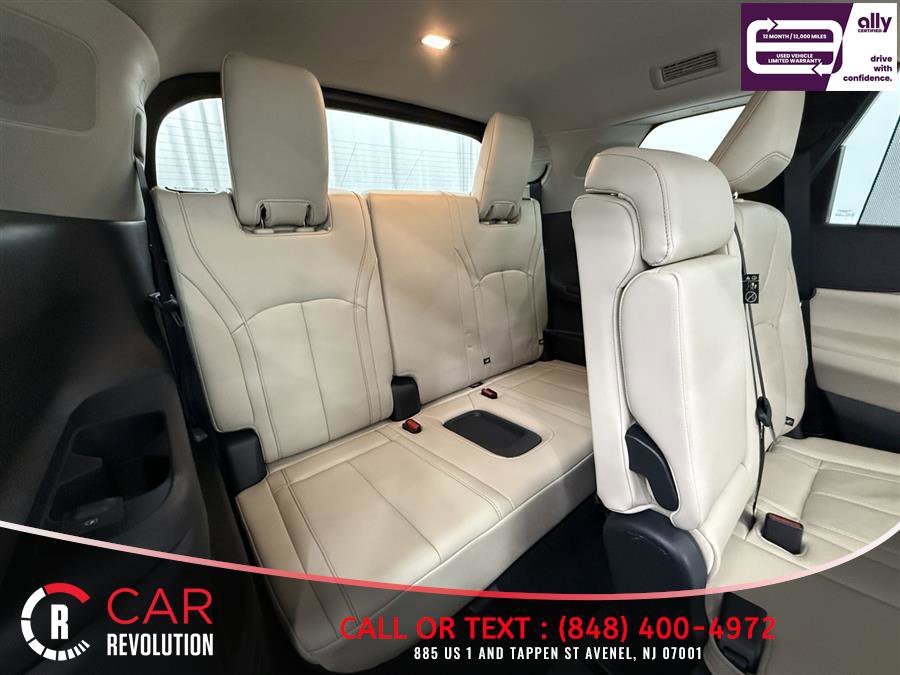 Used 2023 INFINITI QX60 Sensory w/ Cargo Package image 48