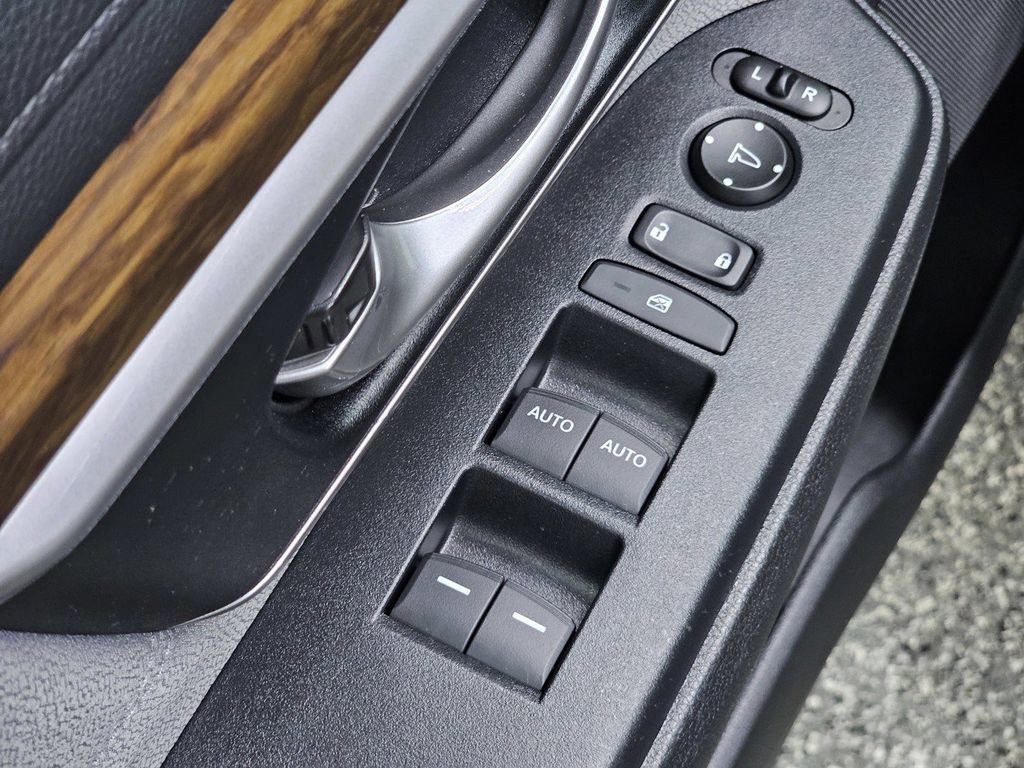Used 2018 Honda CR-V EX image 33
