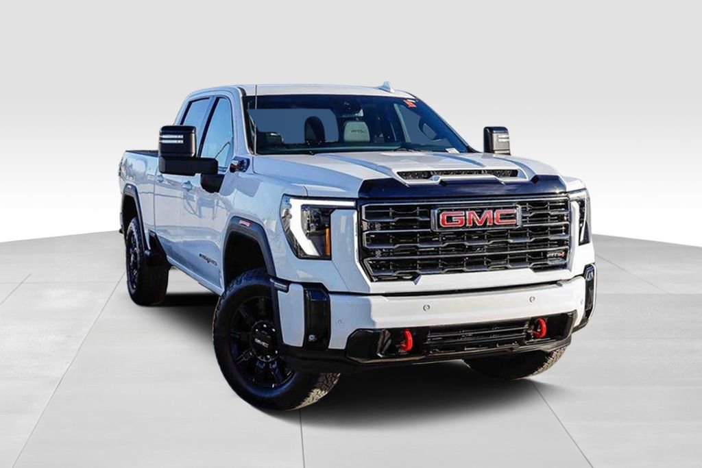 Used 2025 GMC Sierra 2500 AT4 image 2