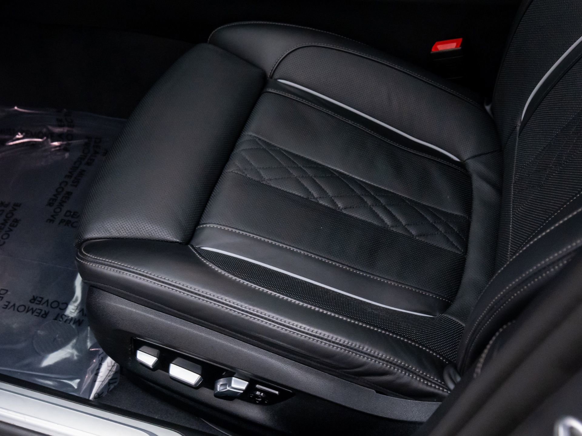 Certified 2022 BMW 750i xDrive 750i xDrive w/ Executive Package image 16