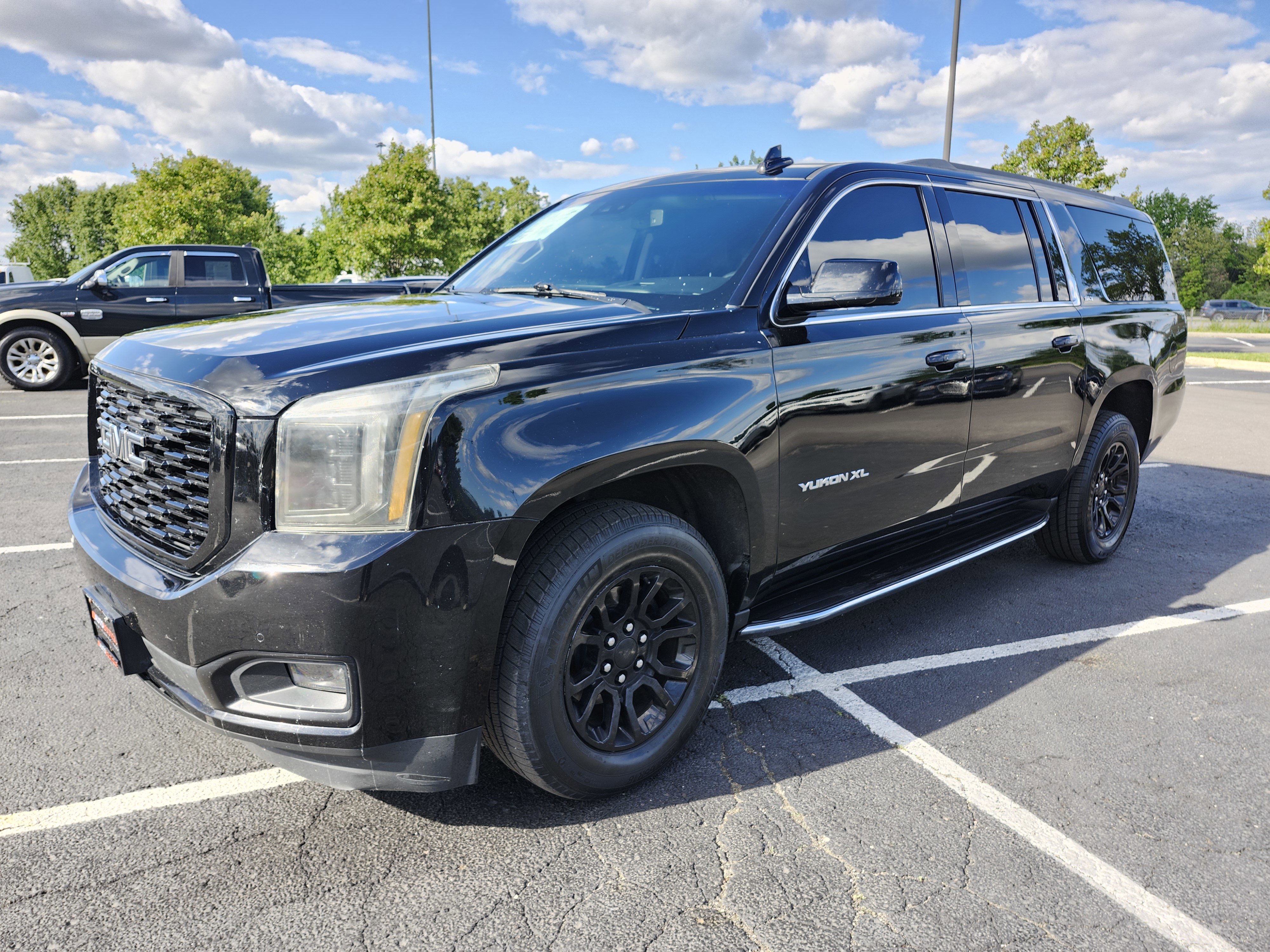 Used 2019 GMC Yukon XL SLT AWD/4WD image 15