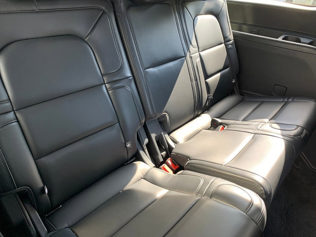 Certified 2024 Lincoln Navigator L Reserve image 17