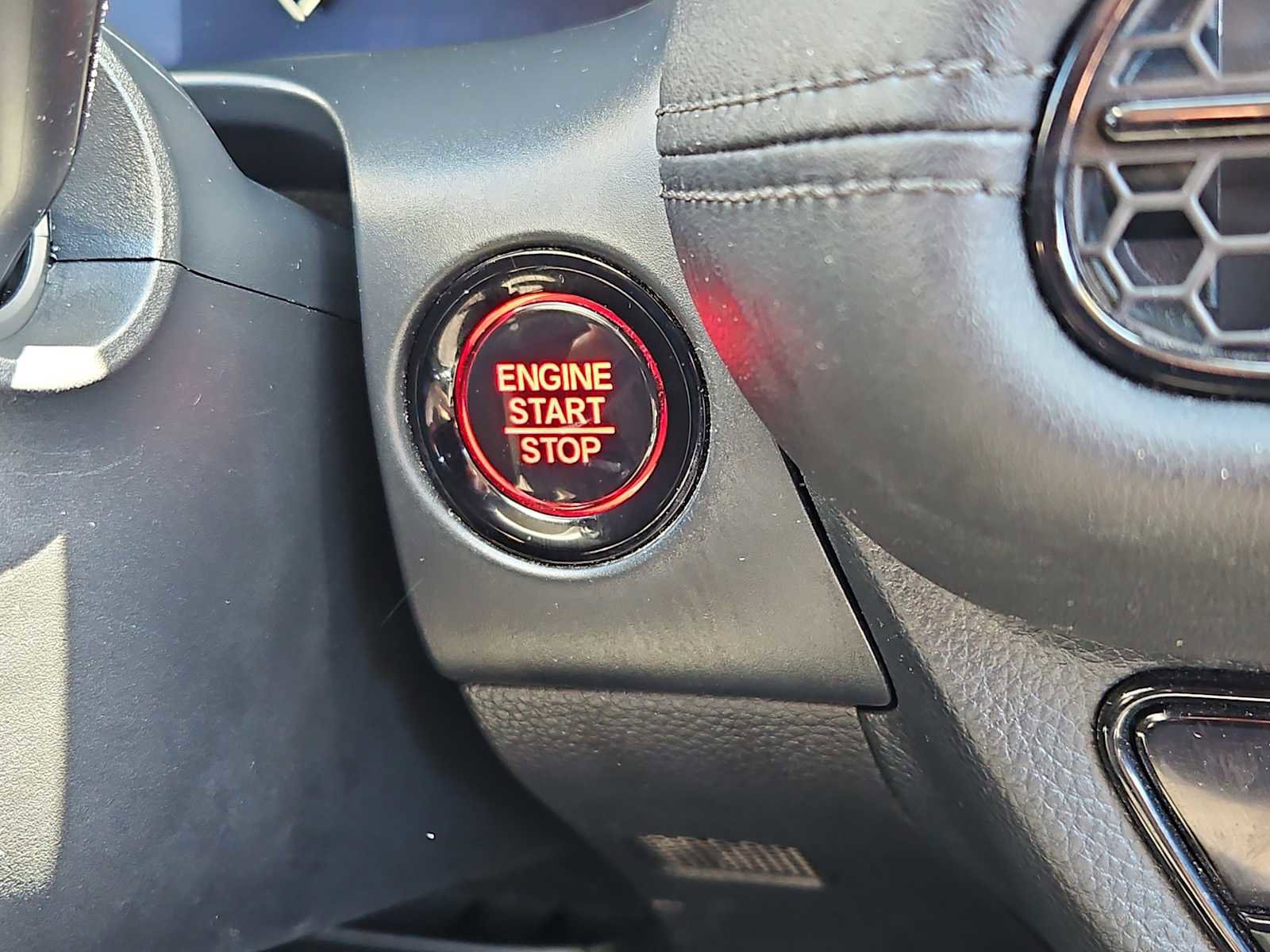 Certified 2023 Honda HR-V LX image 18