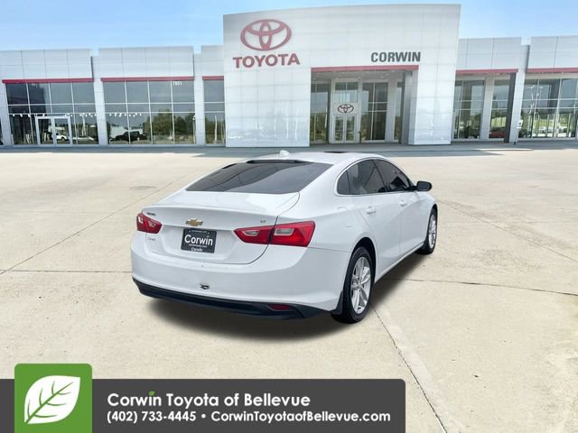 Used 2017 Chevrolet Malibu LT image 8