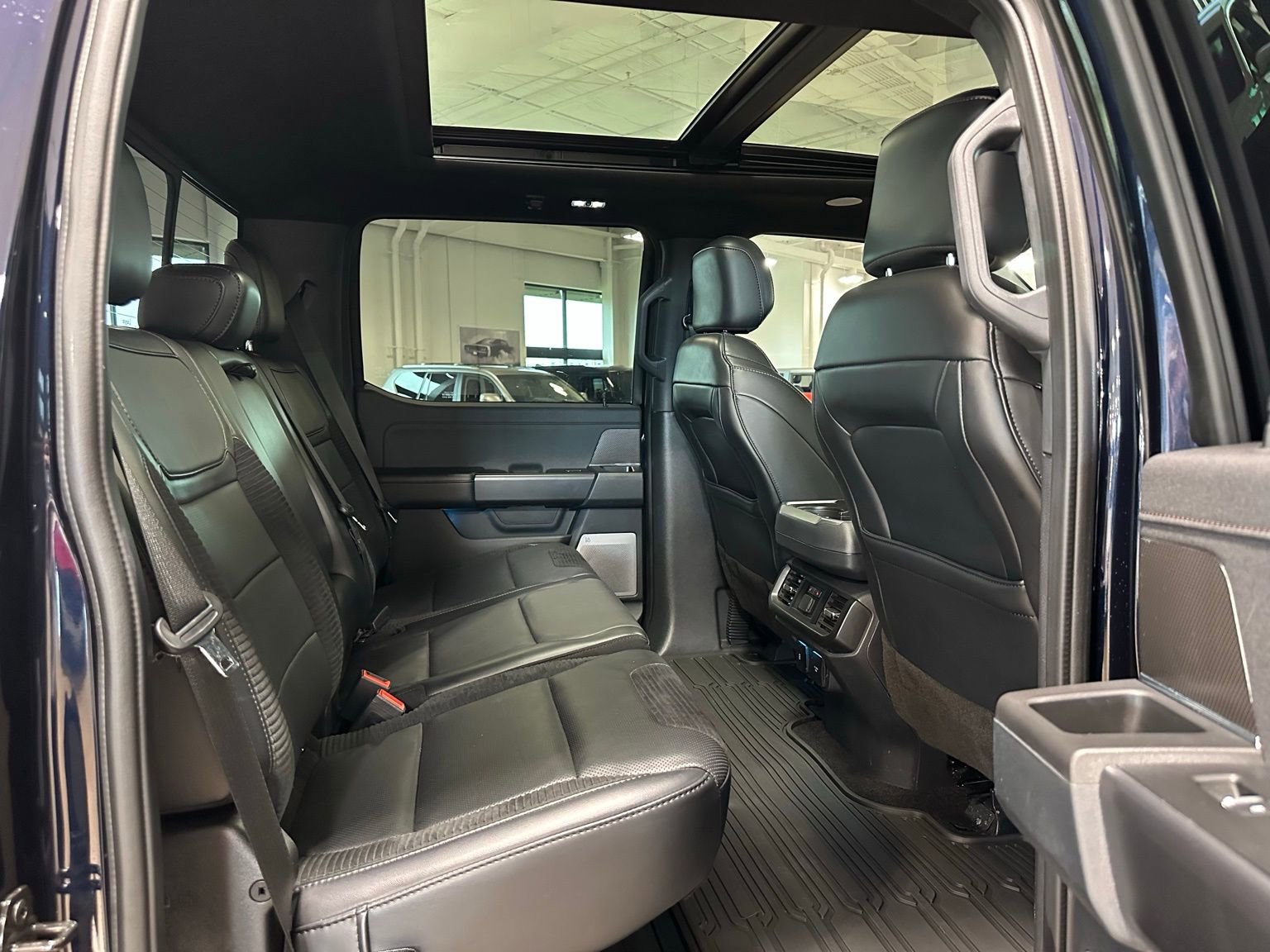 Used 2022 Ford F150 Raptor w/ Raptor 37 Performance Package image 33