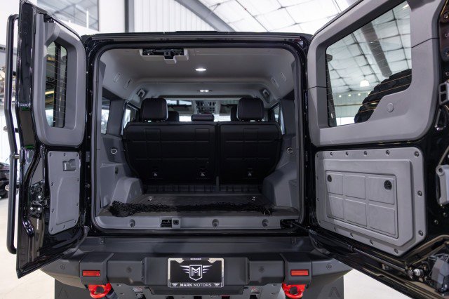 Used 2024 INEOS Grenadier AWD/4WD image 31