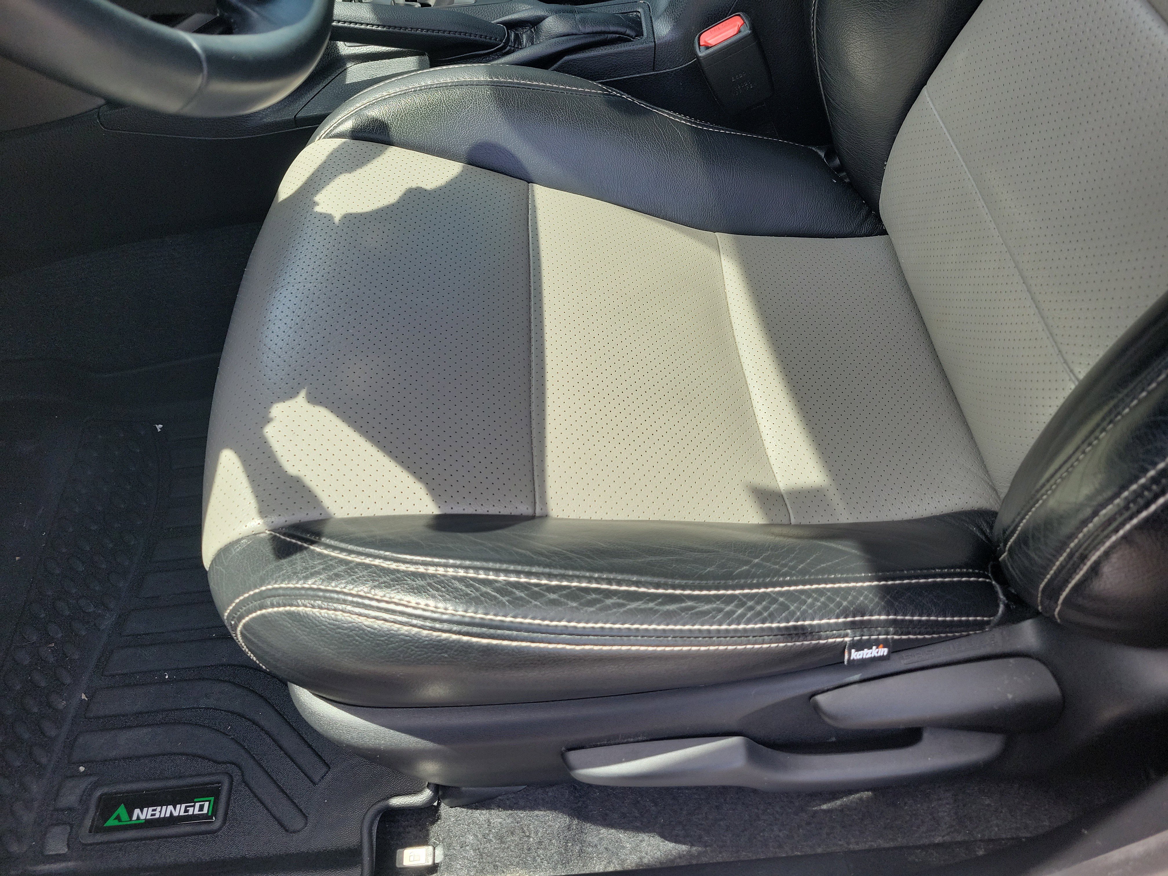 Used 2016 Toyota RAV4 XLE w/ Convenience Package image 26