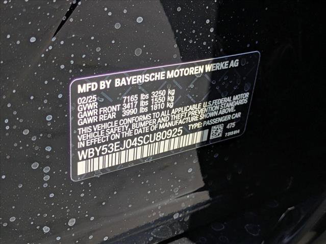 New 2025 BMW i7 xDrive60 image 18