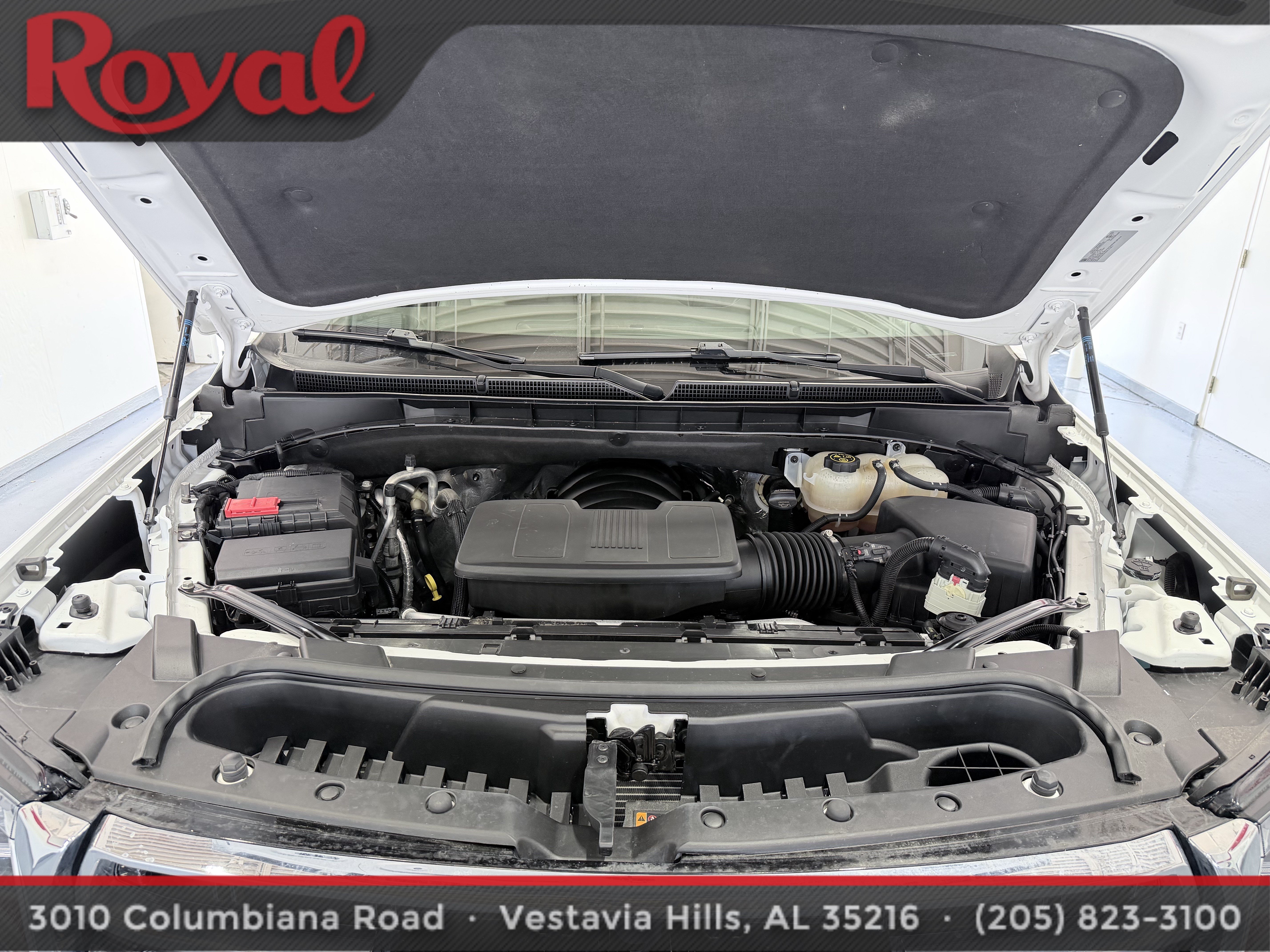 Used 2024 GMC Yukon XL SLT w/ SLT Luxury Package RWD image 7