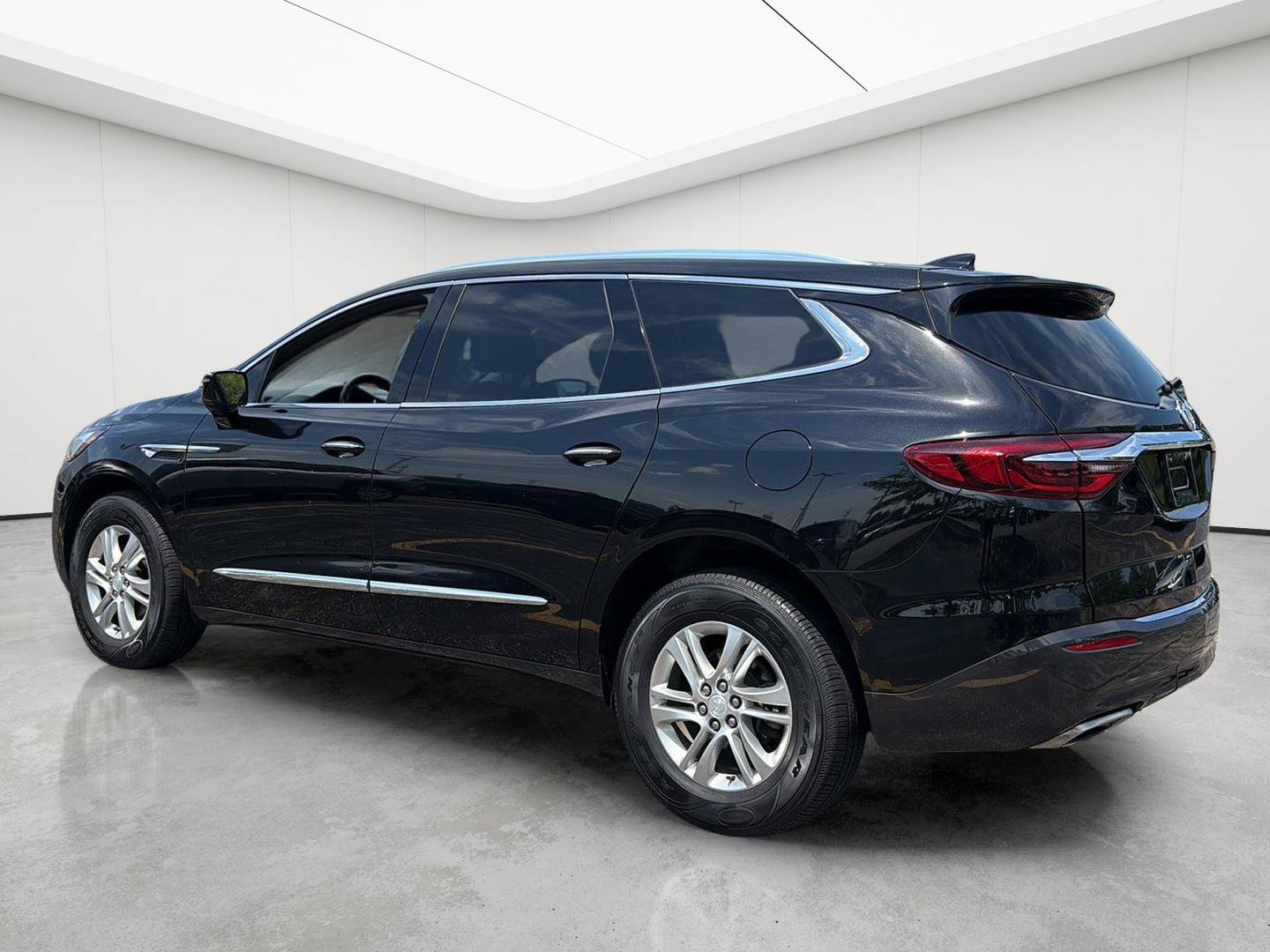 Used 2019 Buick Enclave Essence FWD image 6