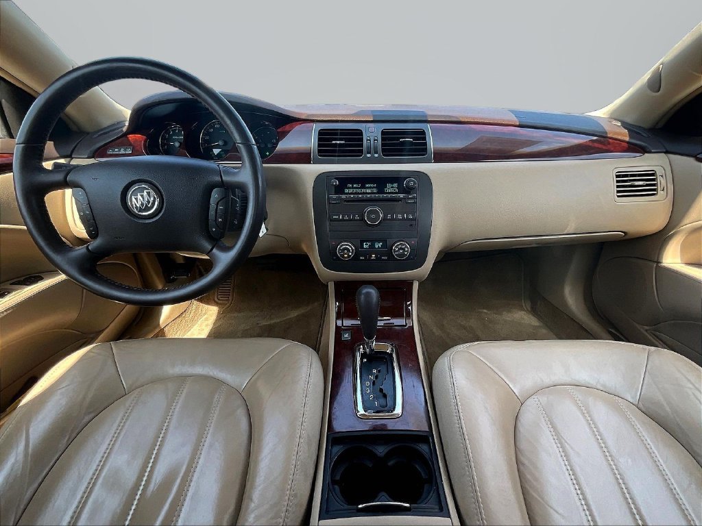 Used 2008 Buick Lucerne CXL w/ Driver Confidence Package FWD image 8