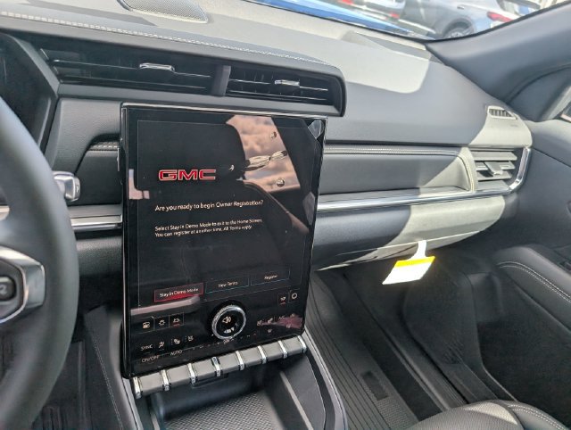 New 2027 GMC Terrain Elevation w/ Elevation Premium Package AWD/4WD image 19