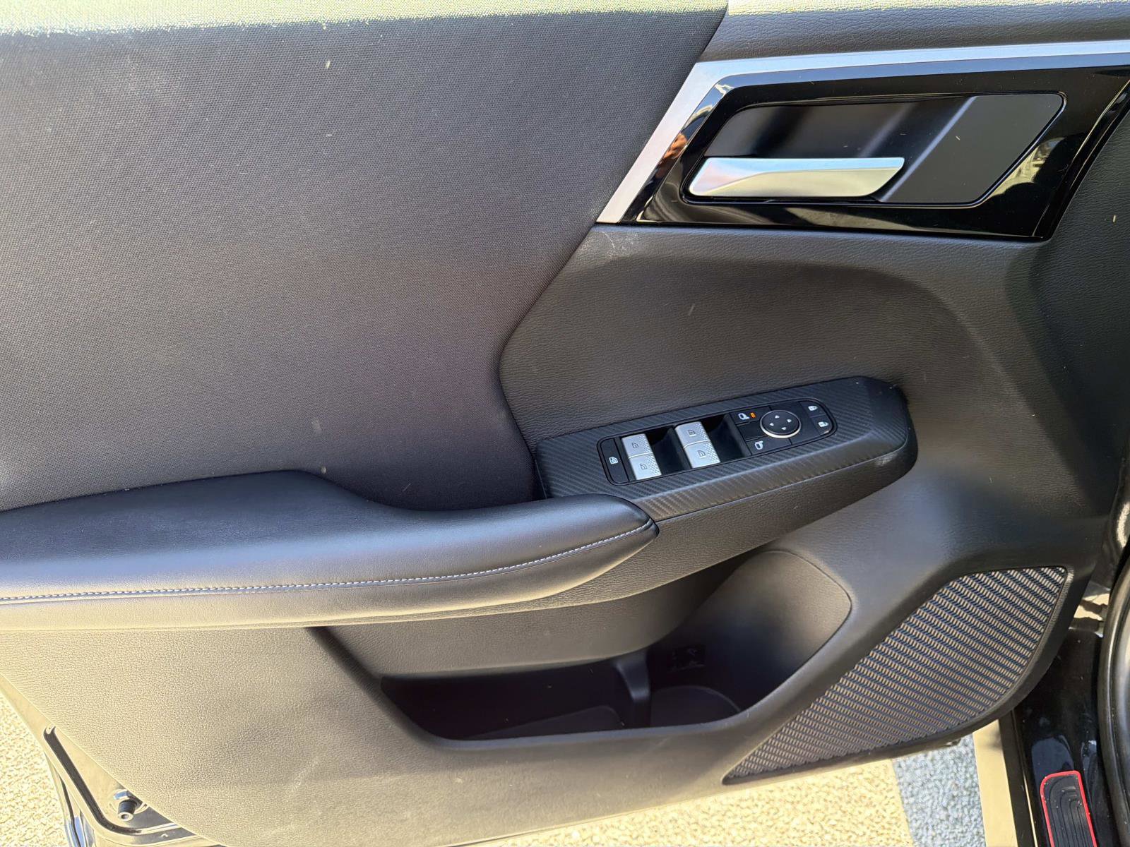 Used 2023 Mitsubishi Outlander ES image 15