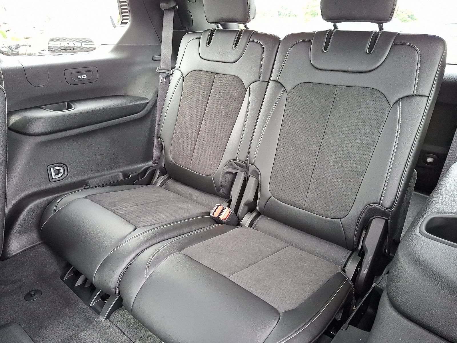 New 2025 Jeep Grand Cherokee L Altitude AWD/4WD image 6