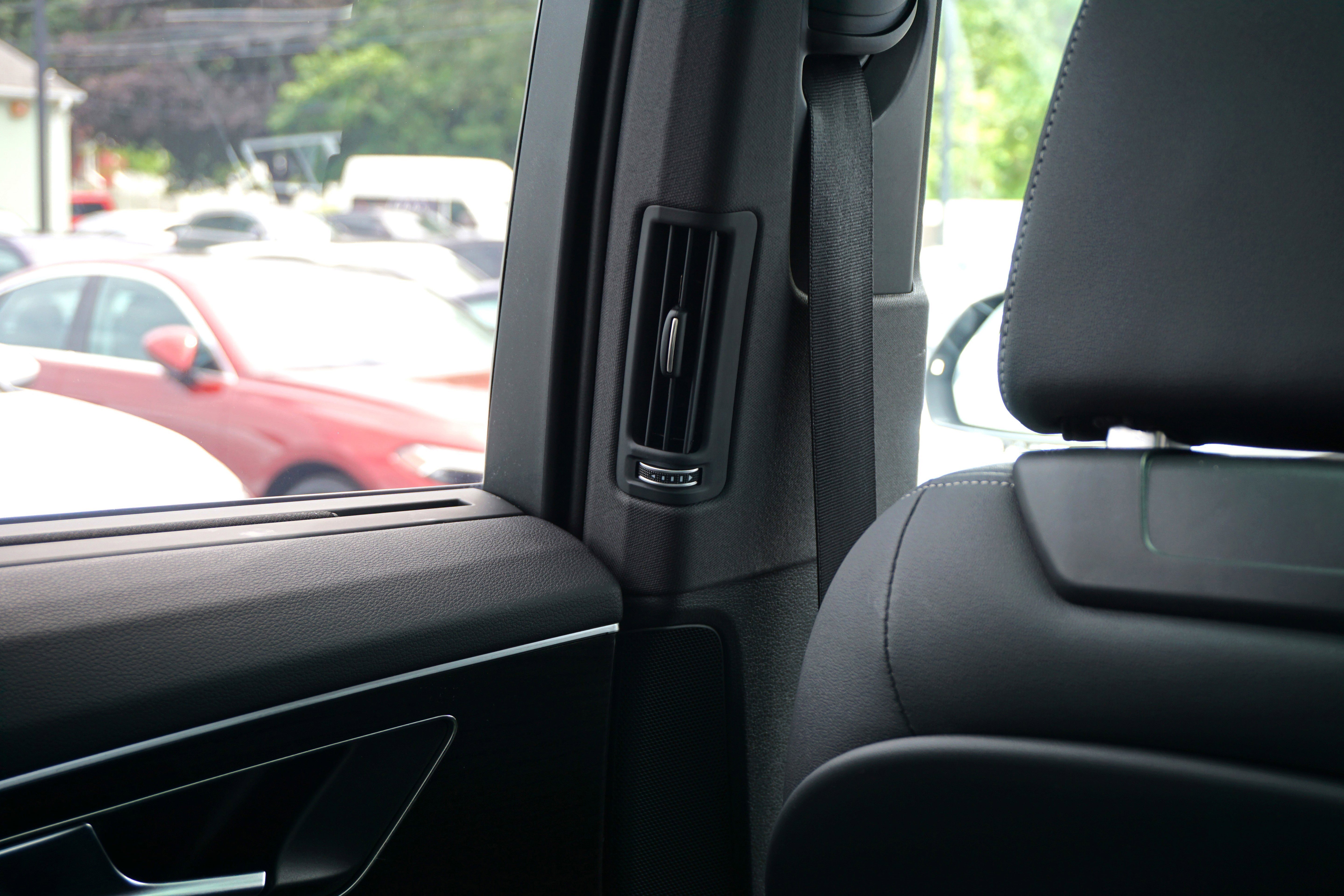 Certified 2025 Audi Q7 3.0T Premium Plus image 18