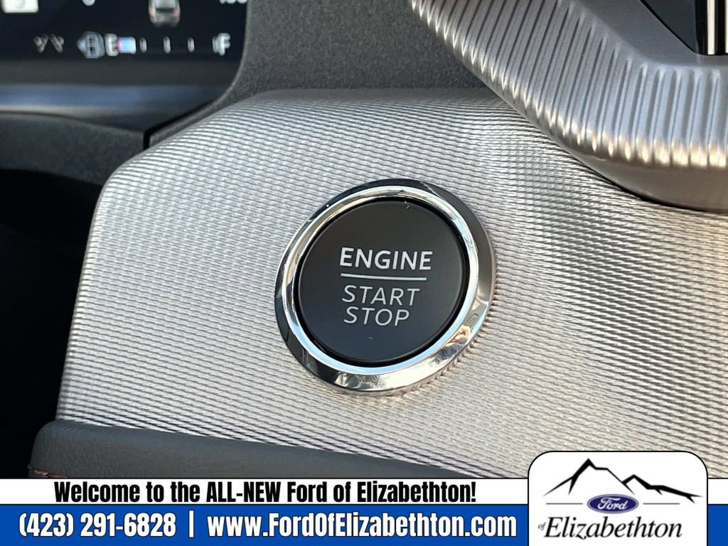 New 2026 Ford Explorer Active image 31