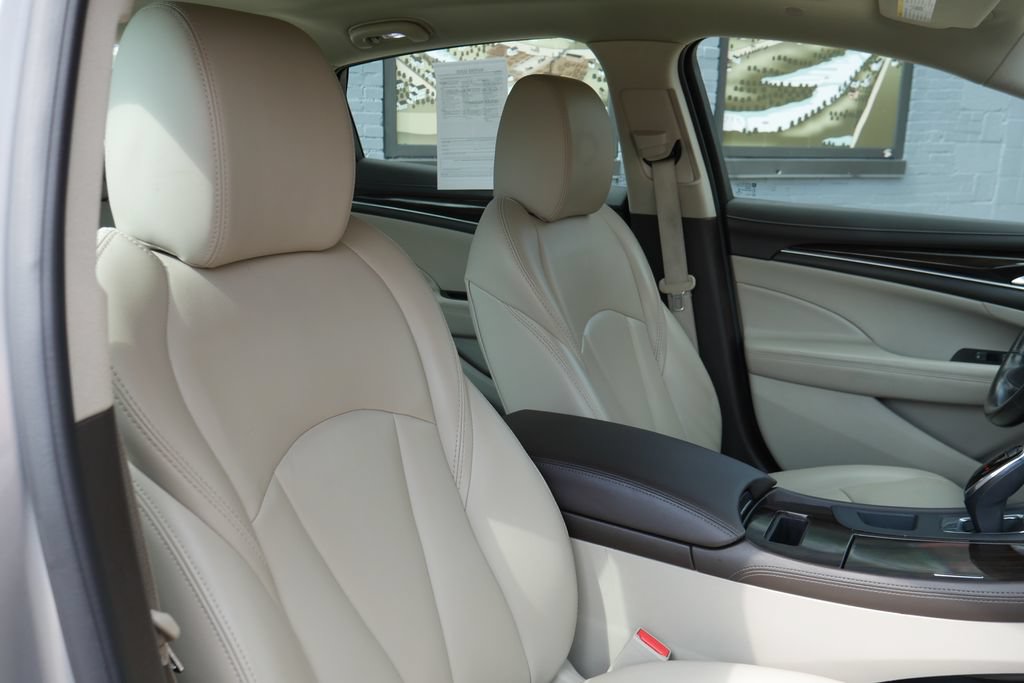 Used 2017 Buick LaCrosse Preferred FWD image 6