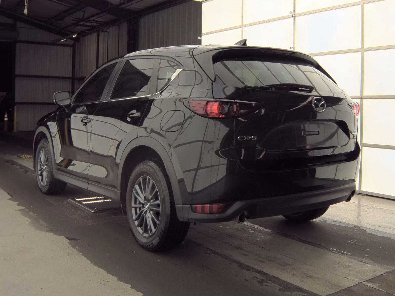 Used 2020 MAZDA CX-5 Touring FWD image 6
