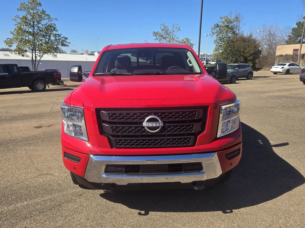 Used 2024 Nissan Titan SV w/ SV Convenience Package image 23