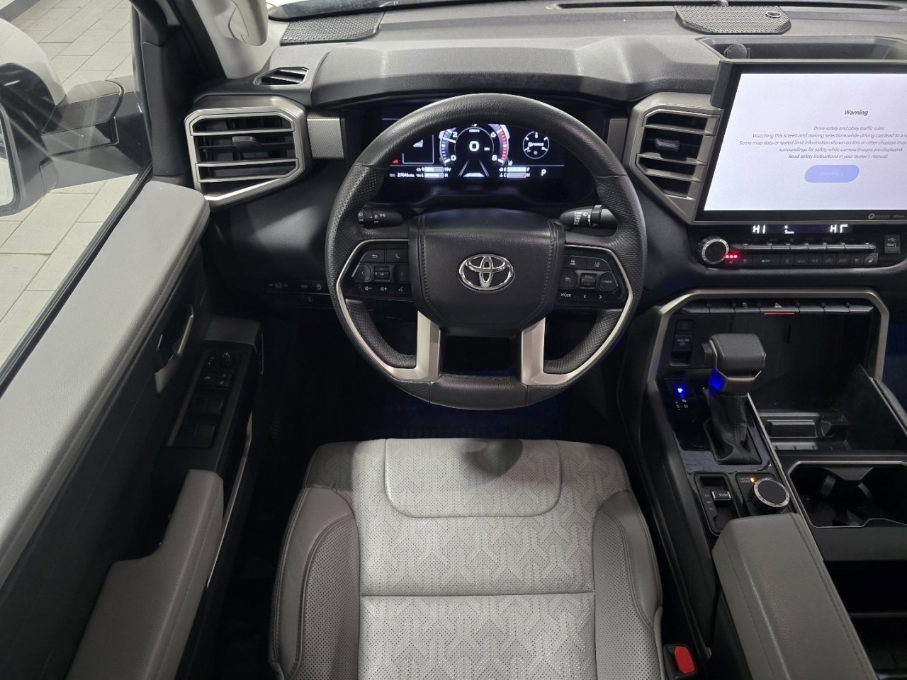 Used 2024 Toyota Tundra Limited image 25