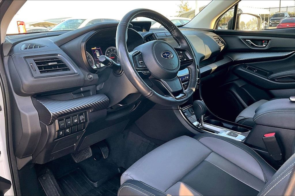 Used 2022 Subaru Ascent Onyx Edition image 16