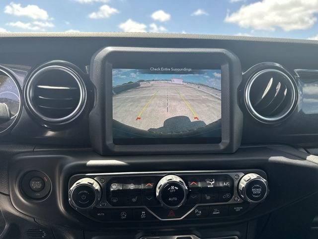 Used 2021 Jeep Wrangler Unlimited Sahara image 24