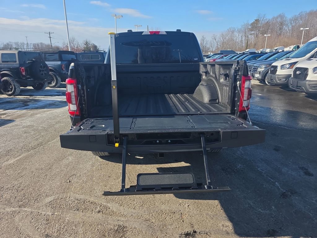 Certified 2022 Ford F150 Lariat w/ Equipment Group 502A High image 24